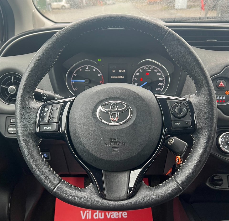 Toyota Yaris 1,0 VVT-i T2 5d