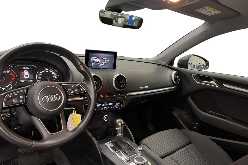 Audi A3 35 TFSi Sport Limited S-tr. 4d