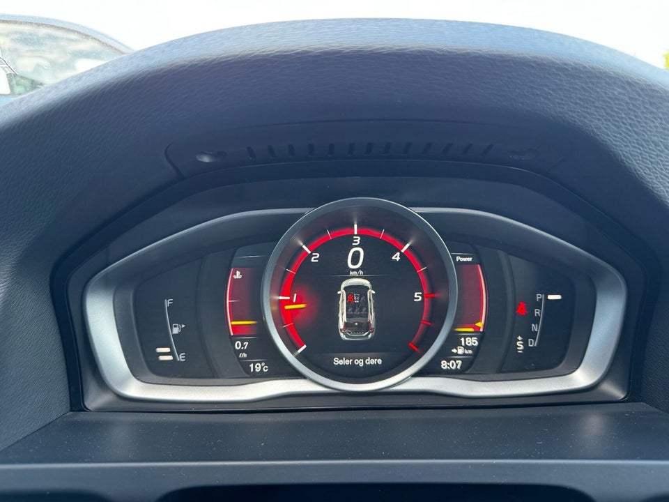 Volvo V60 2,0 D4 190 Momentum aut. 5d