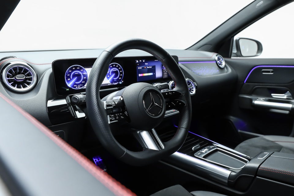 Mercedes EQA250+ AMG Advance 5d