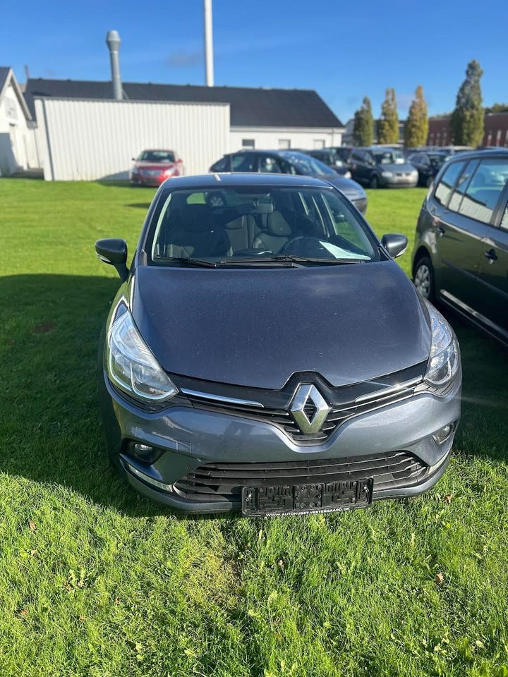 Renault Clio IV 0,9 TCe 90 Expression 5d