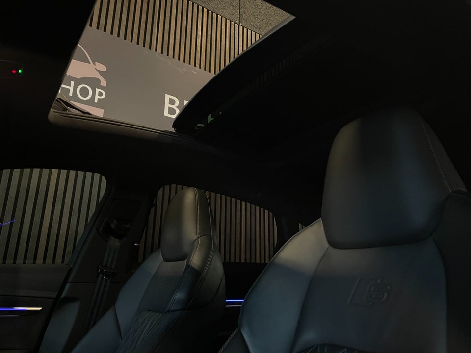 Audi e-tron 55 S-line Sportback quattro 5d