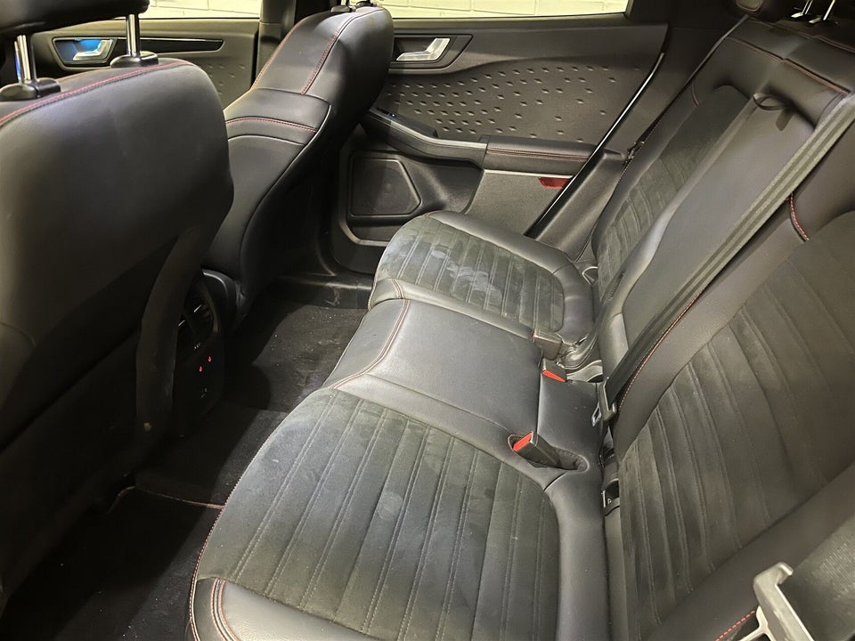 Ford Kuga 2,5 PHEV ST-Line X CVT 5d