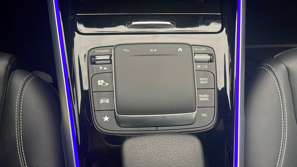 Mercedes EQB300 4Matic 5d