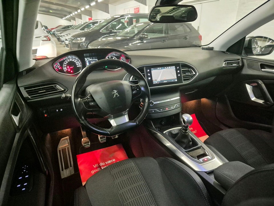 Peugeot 308 1,5 BlueHDi 130 Allure+ SW 5d