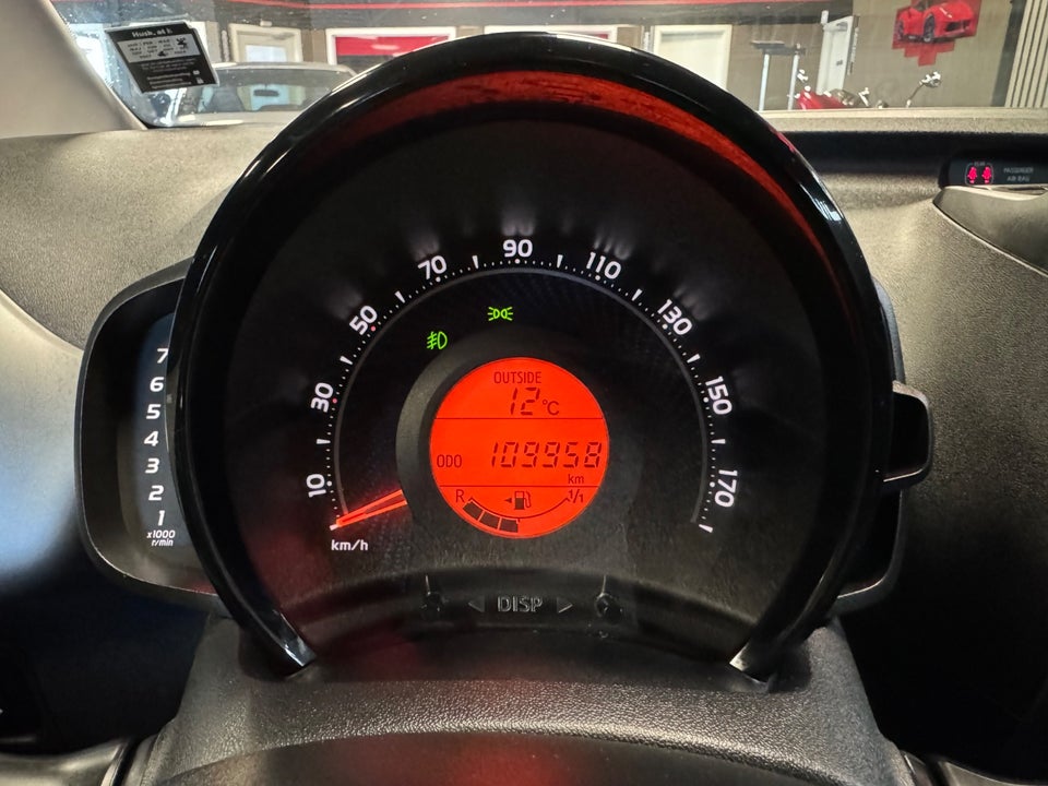 Toyota Aygo 1,0 VVT-i x-sky 5d