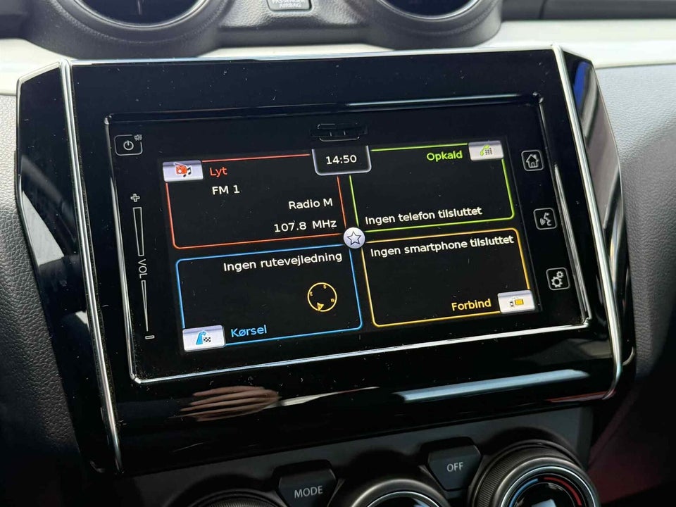 Suzuki Swift 1,2 Dualjet Exclusive CVT 5d