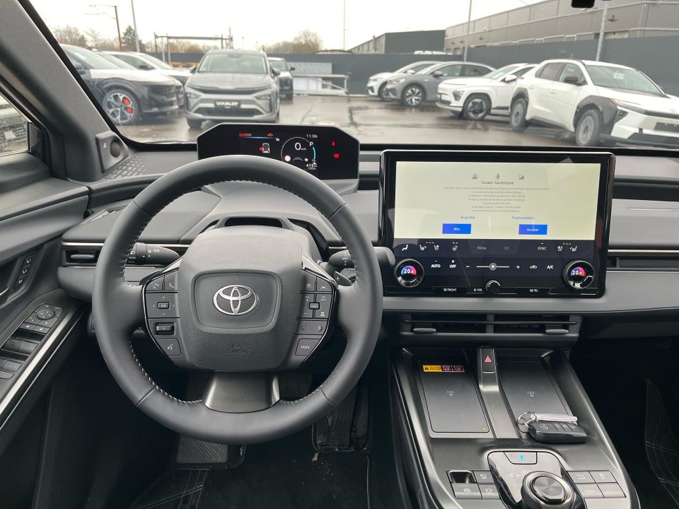 Toyota bZ4X 73 Executive 5d