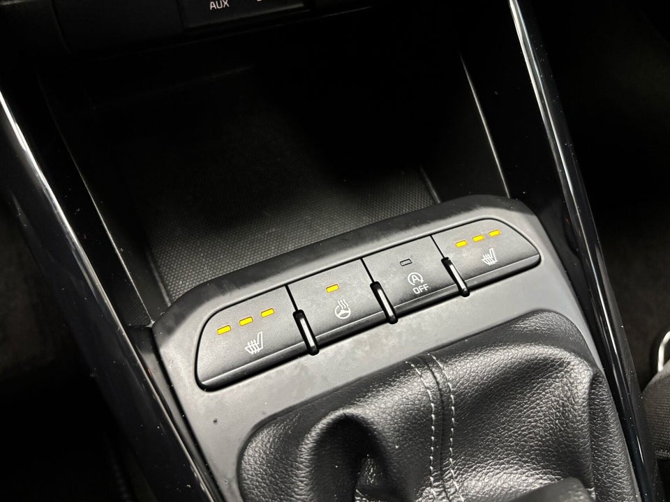 Kia Stonic 1,0 T-GDi Attraction 5d