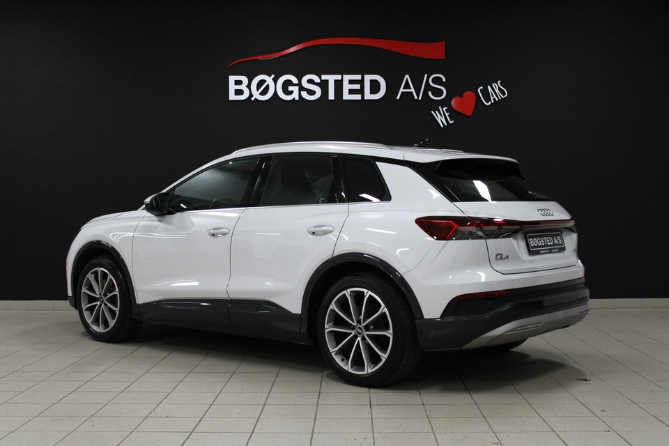 Audi Q4 e-tron 40 Advanced 5d