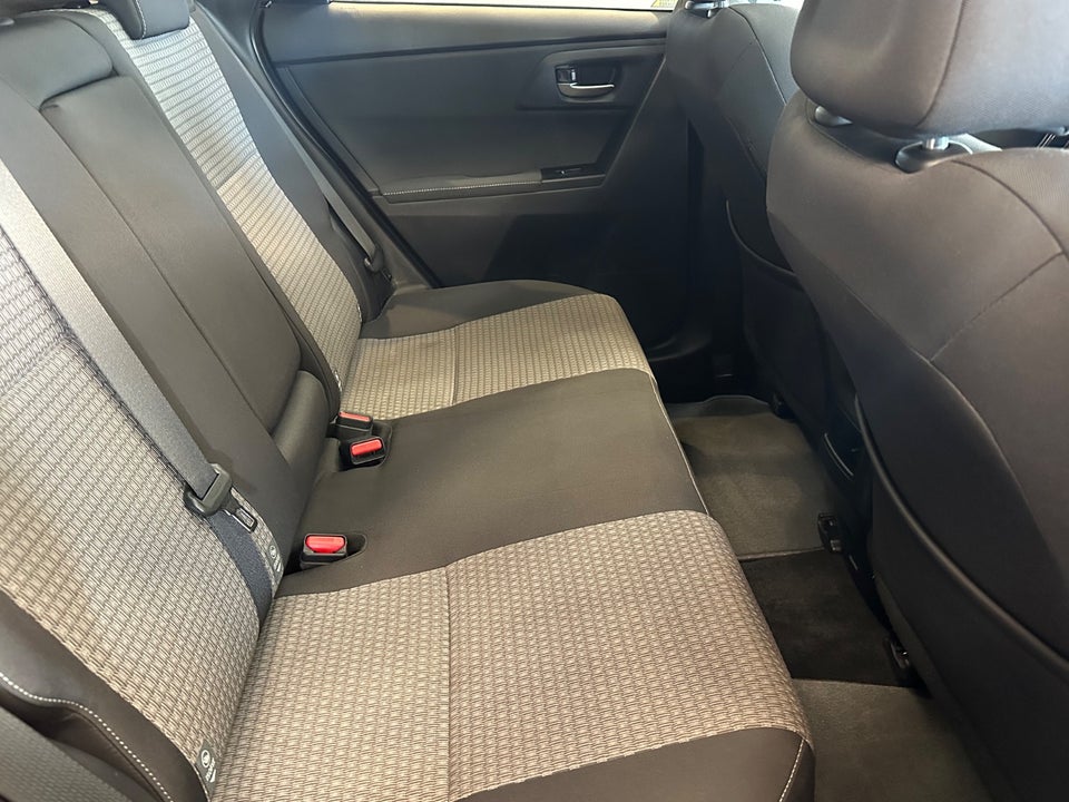 Toyota Auris 1,2 T T2 Style 5d