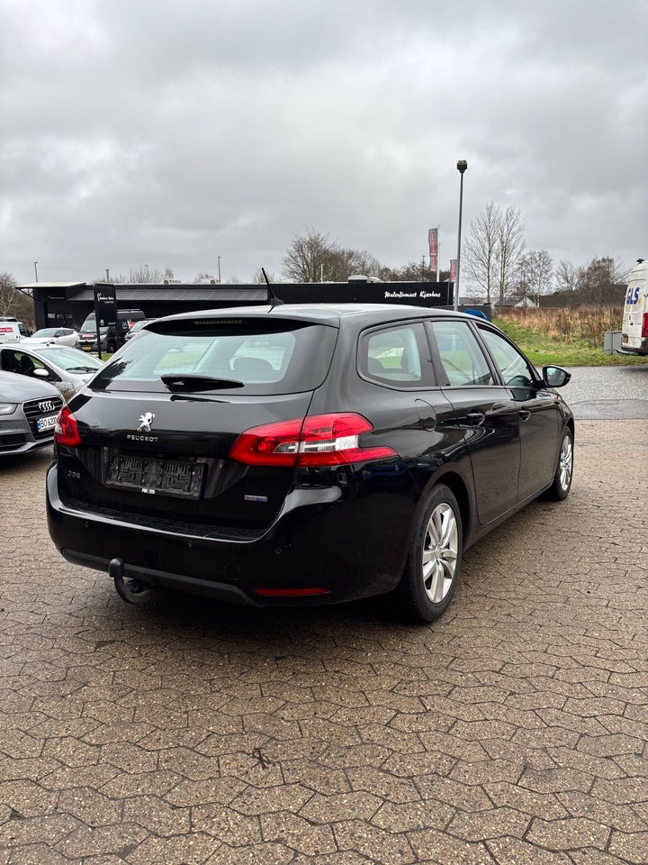 Peugeot 308 1,6 BlueHDi 120 Active SW EAT6 5d