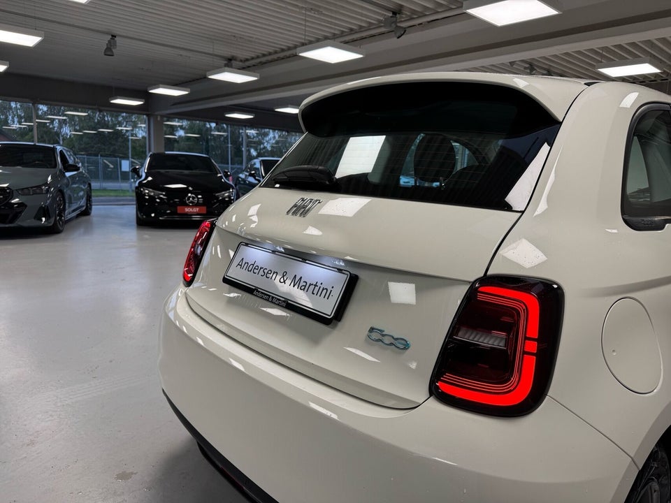 Fiat 500e 24 Icon 3d