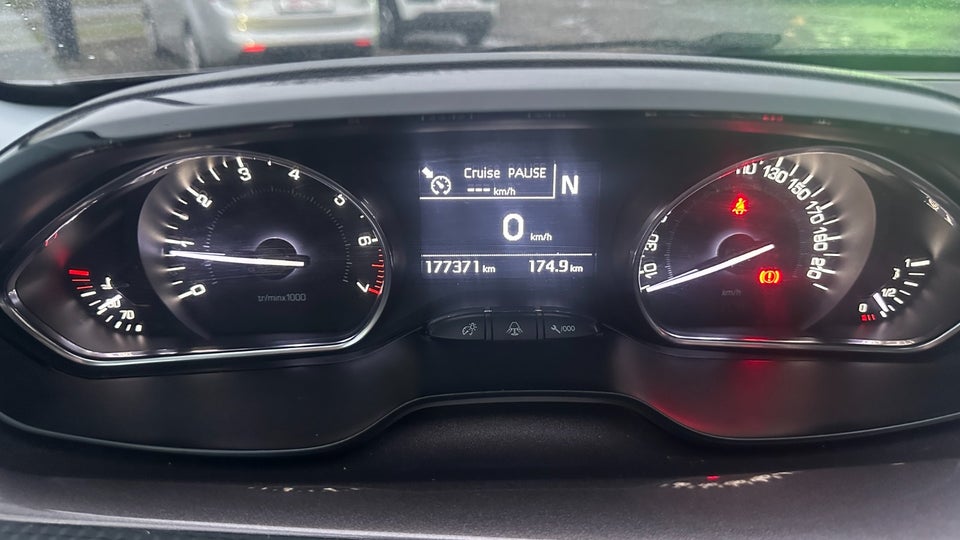 Peugeot 2008 1,2 e-VTi 82 Active ESG 5d