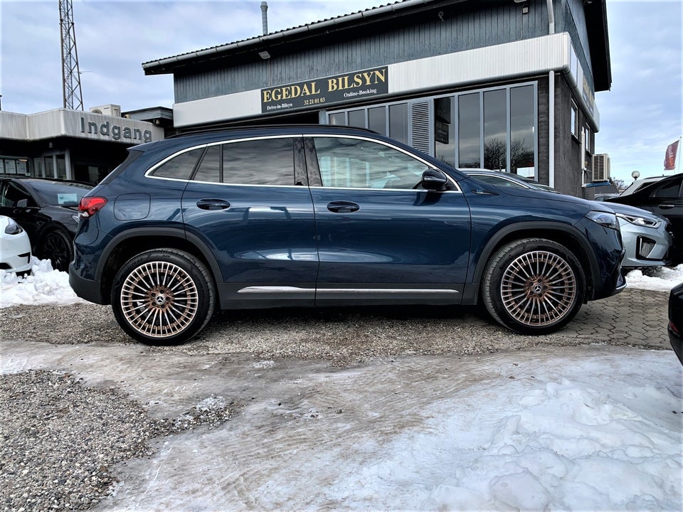 Mercedes EQA250 AMG Line 5d