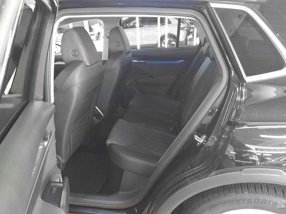 Skoda Elroq 85 iV Loft 5d