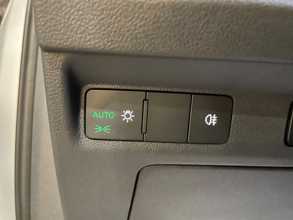 Skoda Enyaq 60 iV Loft 5d