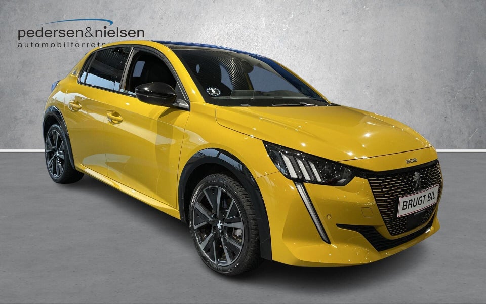 Peugeot e-208 50 GT 5d