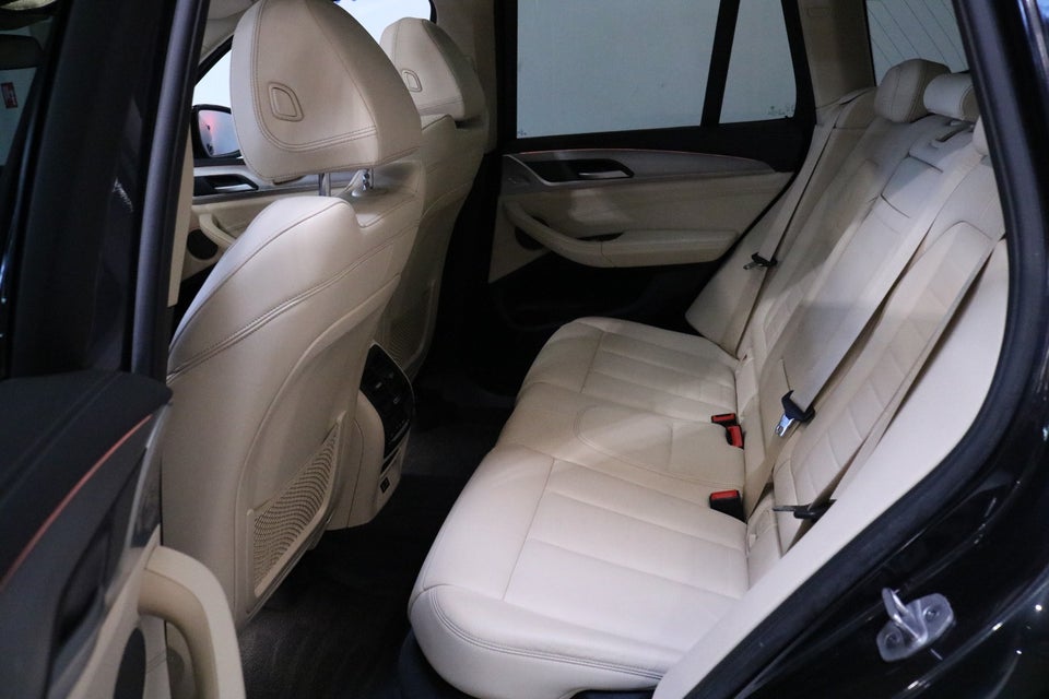 BMW iX3 Charged Impressive 5d