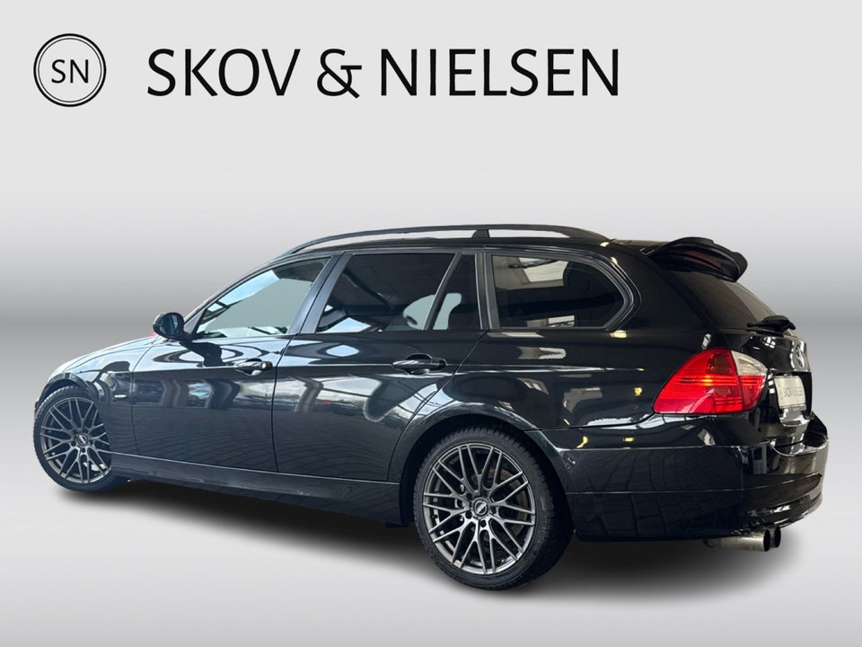 BMW 325i 2,5 Touring 5d