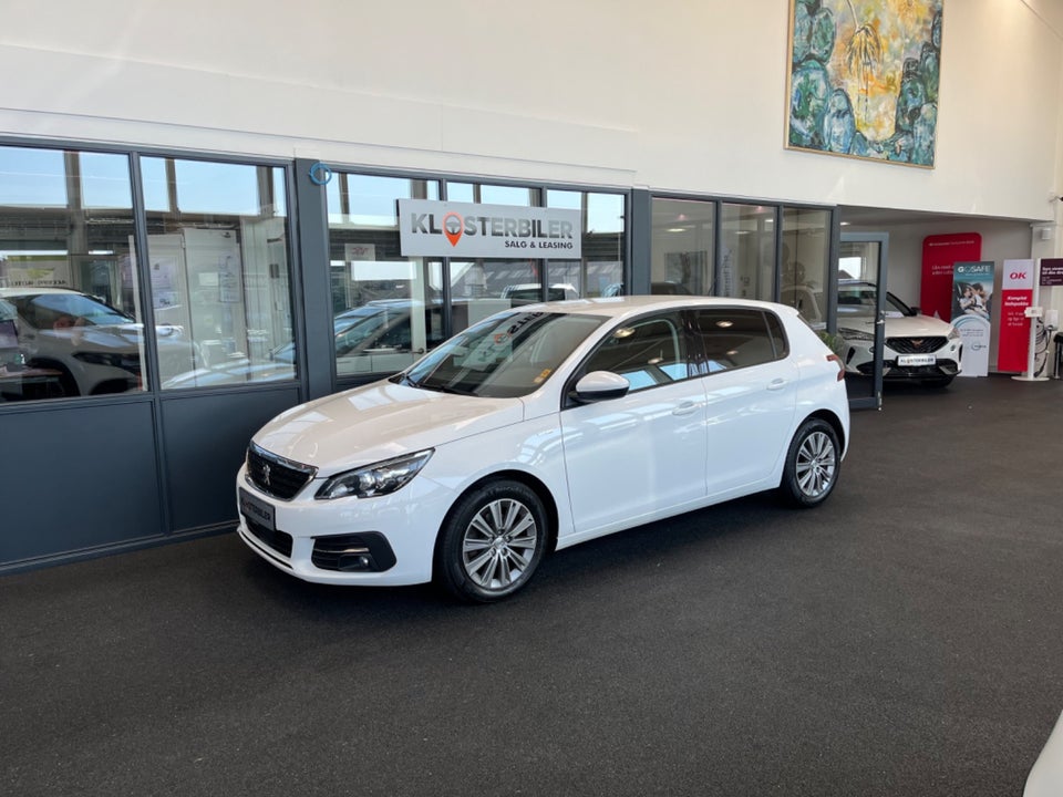 Peugeot 308 1,5 BlueHDi 130 Style 5d