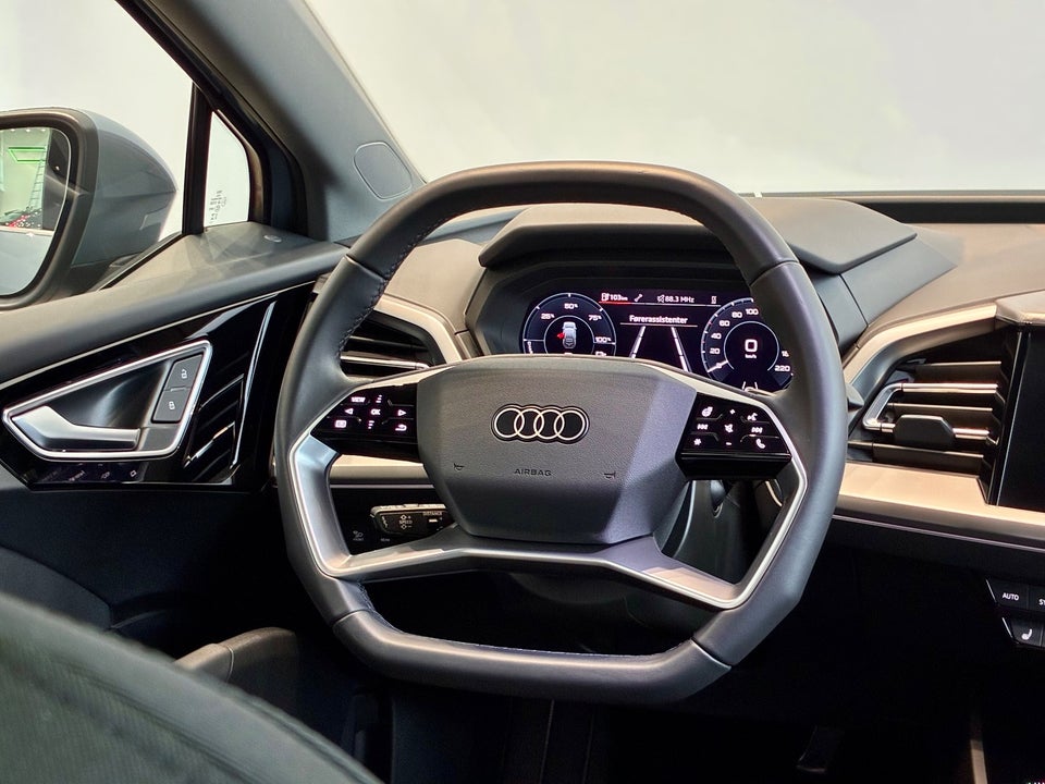 Audi Q4 e-tron 40 Attitude Sportback 5d