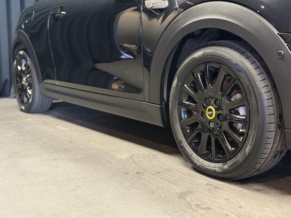 MINI Cooper SE Edition Premium Plus 3d