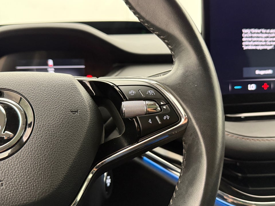 Skoda Enyaq 80 iV Selection Suite 5d