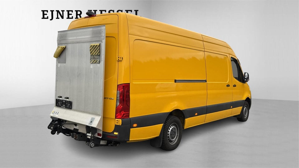 Mercedes Sprinter 317 2,0 CDi A3 Kassevogn aut. RWD
