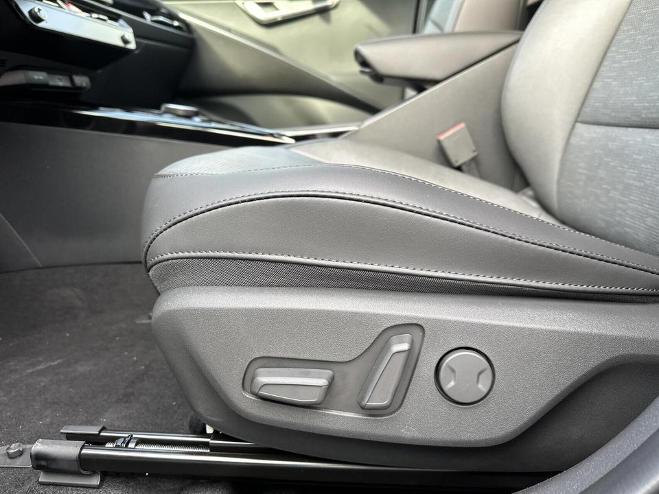 Kia Niro 64 EV Upgrade 5d