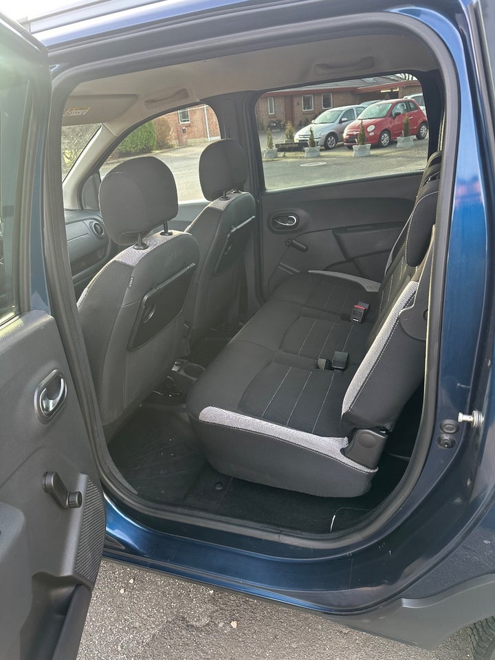 Dacia Lodgy Stepway 1,5 dCi 90 7prs 5d