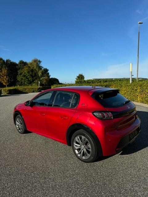 Peugeot e-208 50 Active 5d