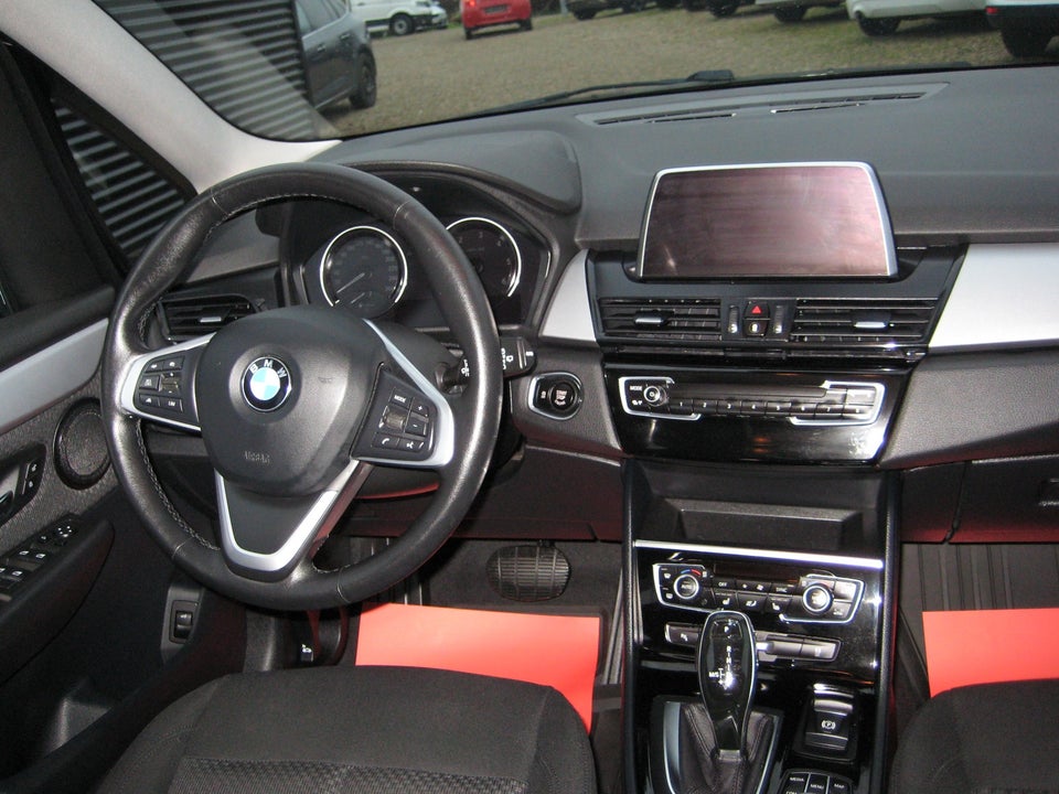 BMW 218d 2,0 Gran Tourer Advantage aut. 7prs 5d