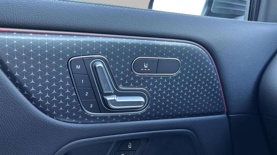 Mercedes EQA250+ Progressive Advance 5d