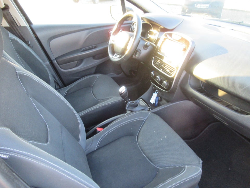 Renault Clio IV 0,9 TCe 90 Limited Sport Tourer 5d