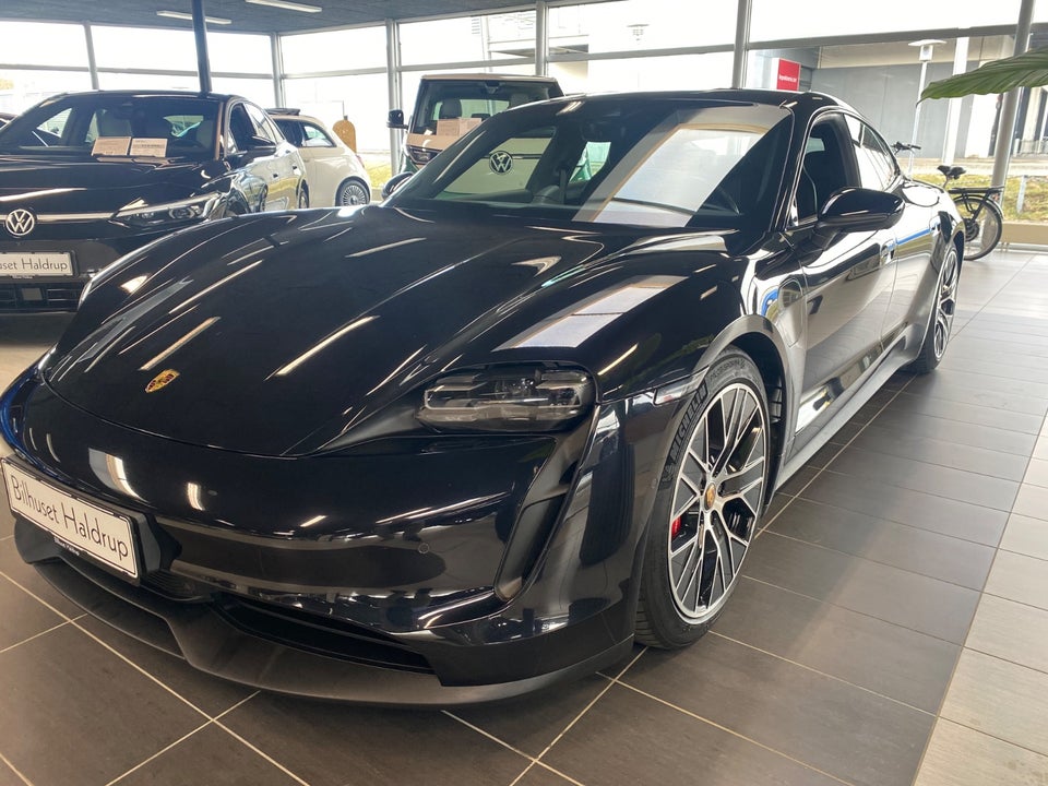 Porsche Taycan 4S Performance+ 4d