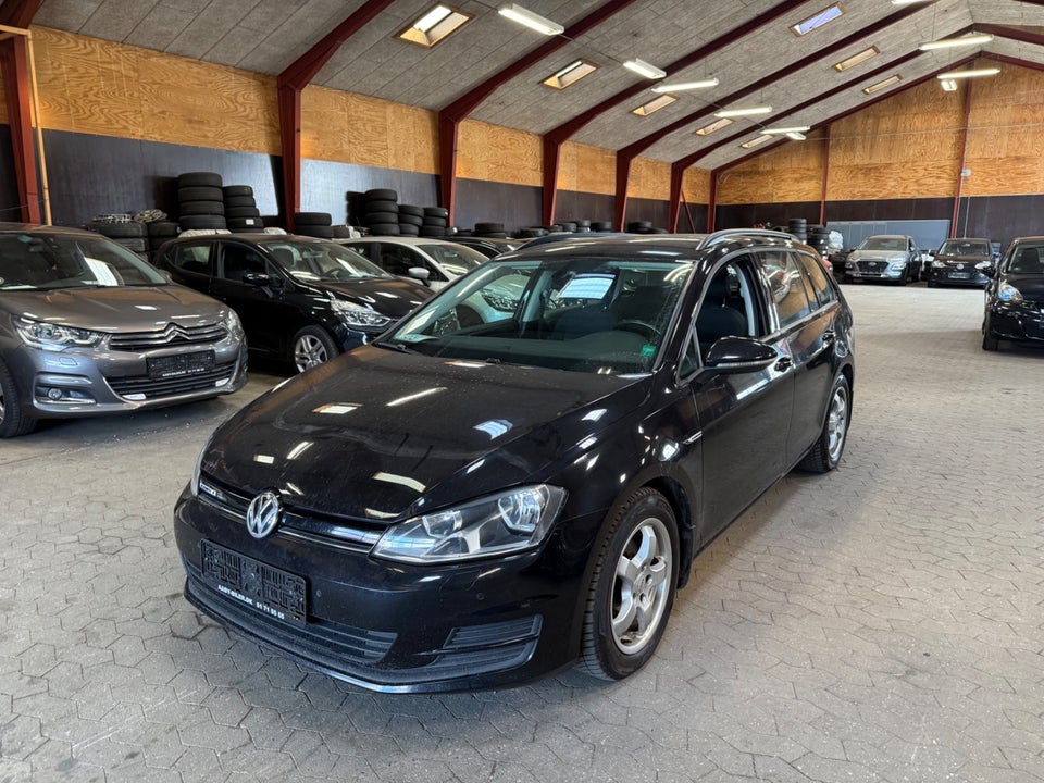 VW Golf VII 1,6 TDi 110 BlueMotion Variant 5d