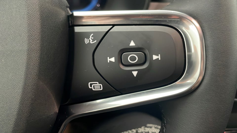 Volvo XC40 ReCharge Twin Ultimate 5d