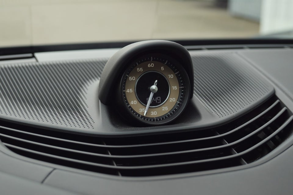 Porsche Taycan Turbo Performance+  4d