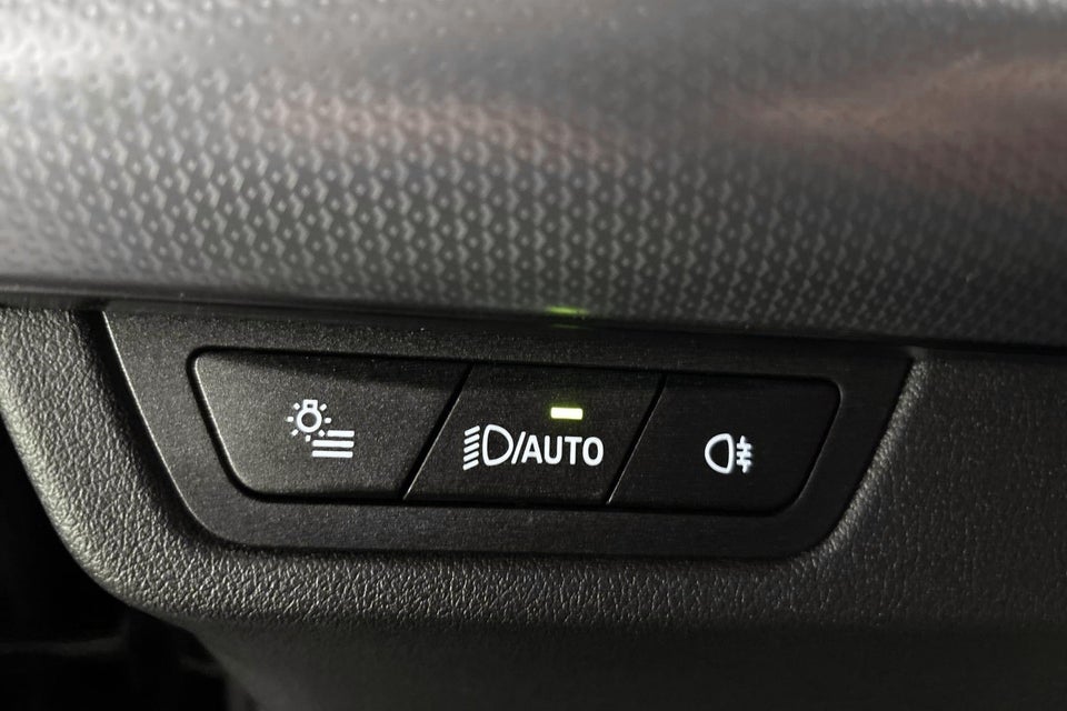 BMW iX2 eDrive20 M-Sport 5d