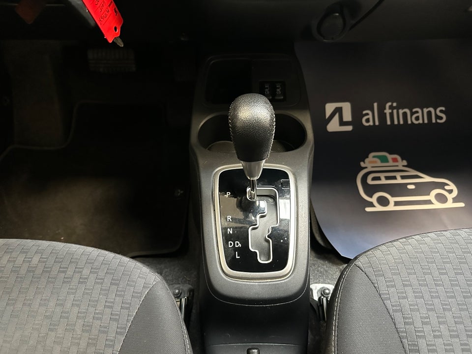 Mitsubishi Space Star 1,2 Inlead CVT 5d