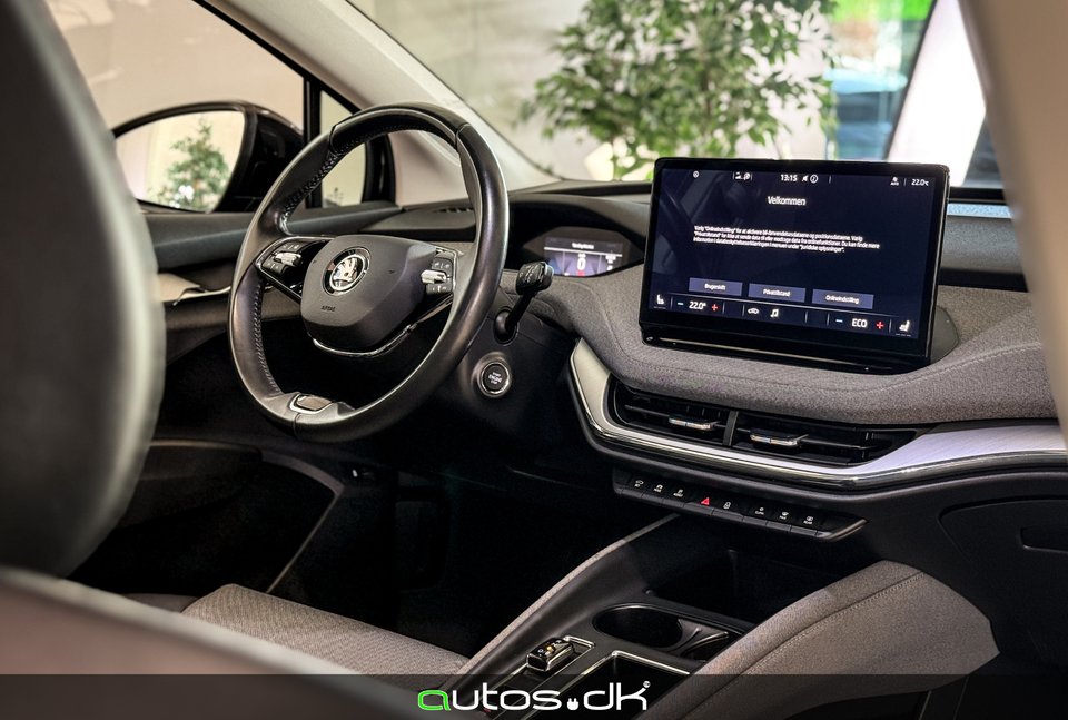 Skoda Enyaq 60 iV Loft 5d