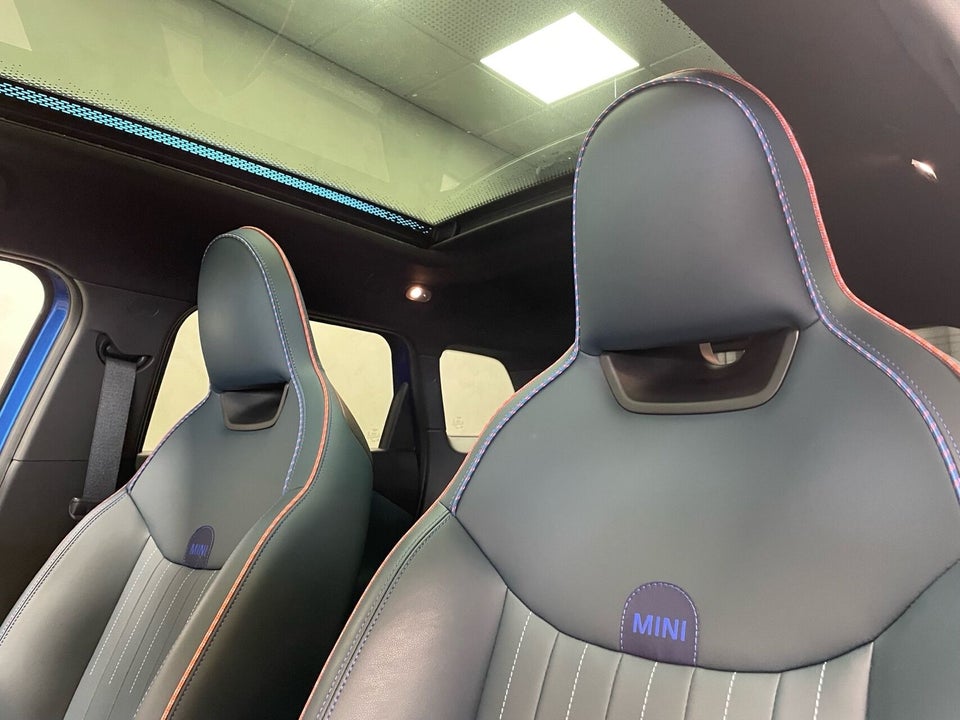 MINI Aceman E Favoured Trim M 5d