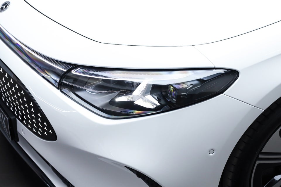 Mercedes CLA250+ EQ Progressive 4d