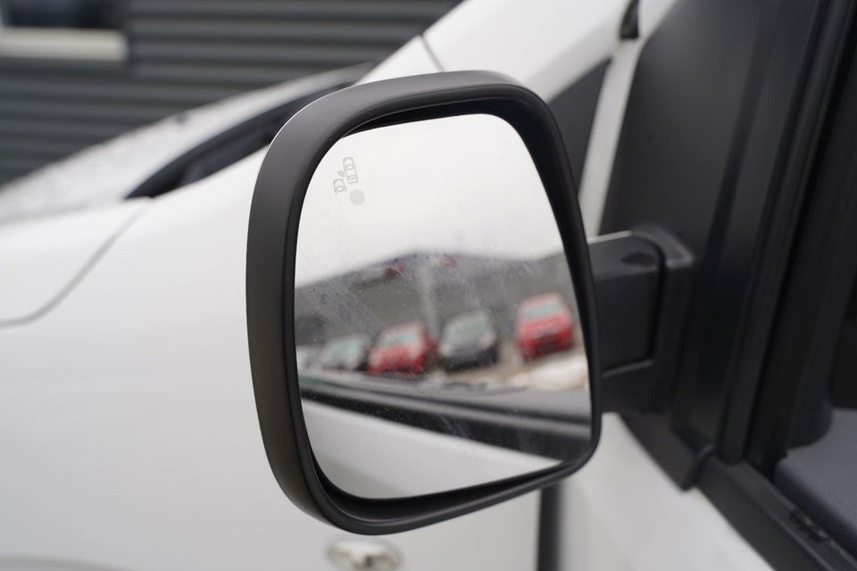 Peugeot Expert 2,0 BlueHDi 122 L3 Premium EAT8 Van