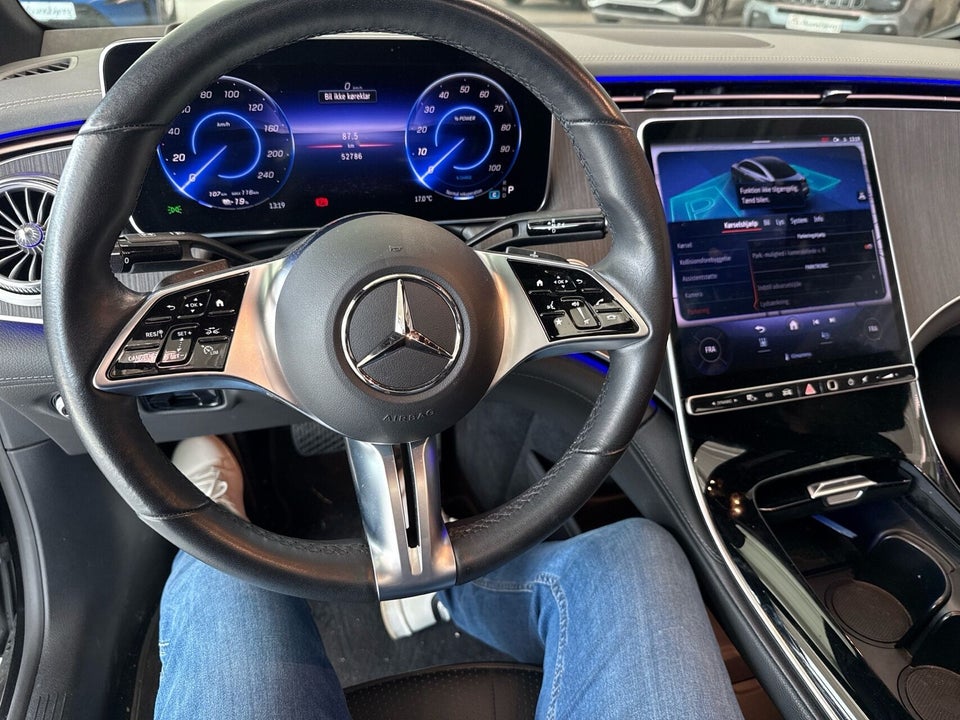 Mercedes EQE350+ 4d