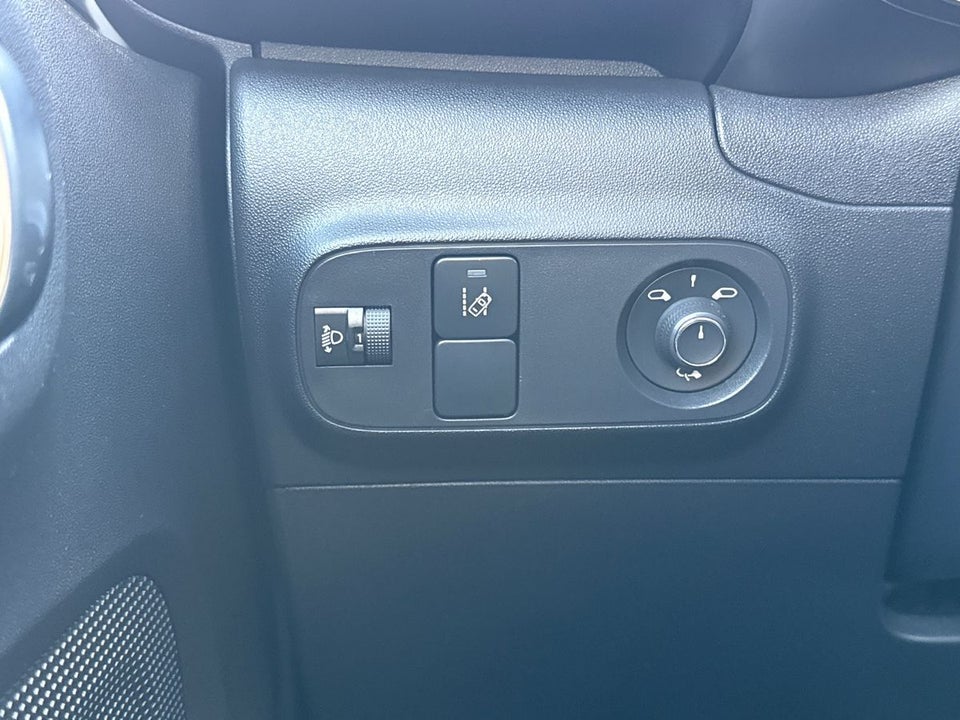 Citroën C3 1,2 PureTech 82 Iconic LTD 5d