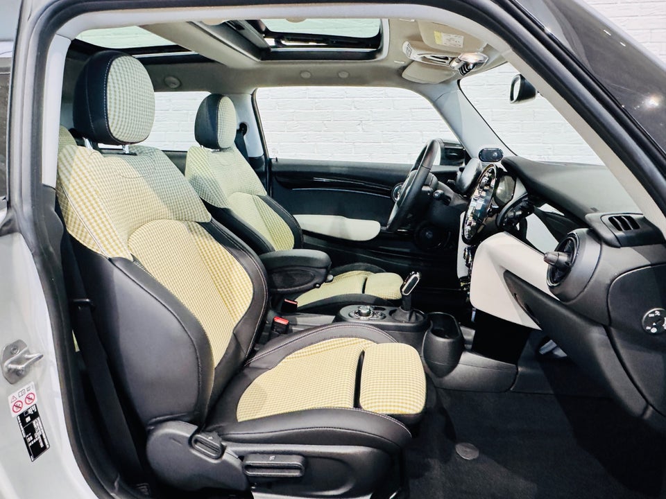 MINI Cooper SE Edition Premium Plus 3d