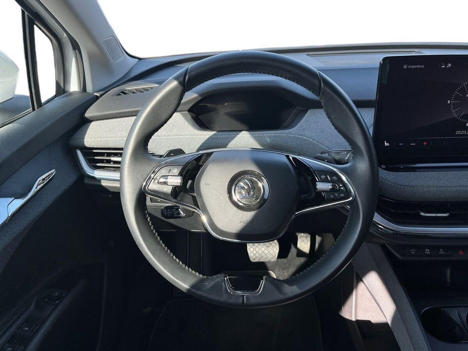 Skoda Enyaq 80 iV Loft 5d