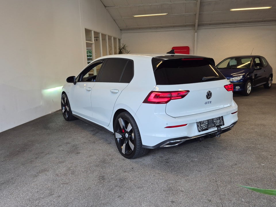 VW Golf VIII 1,4 GTE DSG 5d